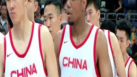 中超独家解析：大连英博对决申花，18胜11负背后的故事