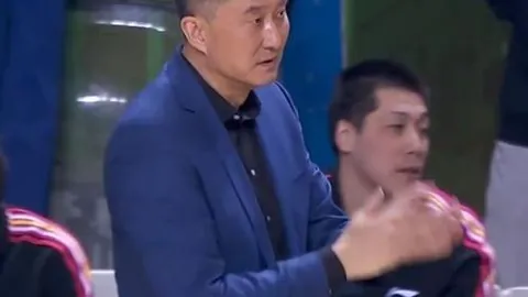 2026男篮阵容大：14将集结，崔永熙因伤缺席，内线实力不容小觑